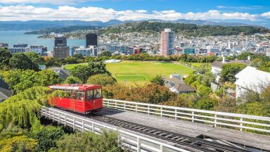 Нова Зеландия се справи с коронавируса и отмени всички ограничения