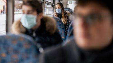 Между 2 5 и 3 милиона българи или около 45 от