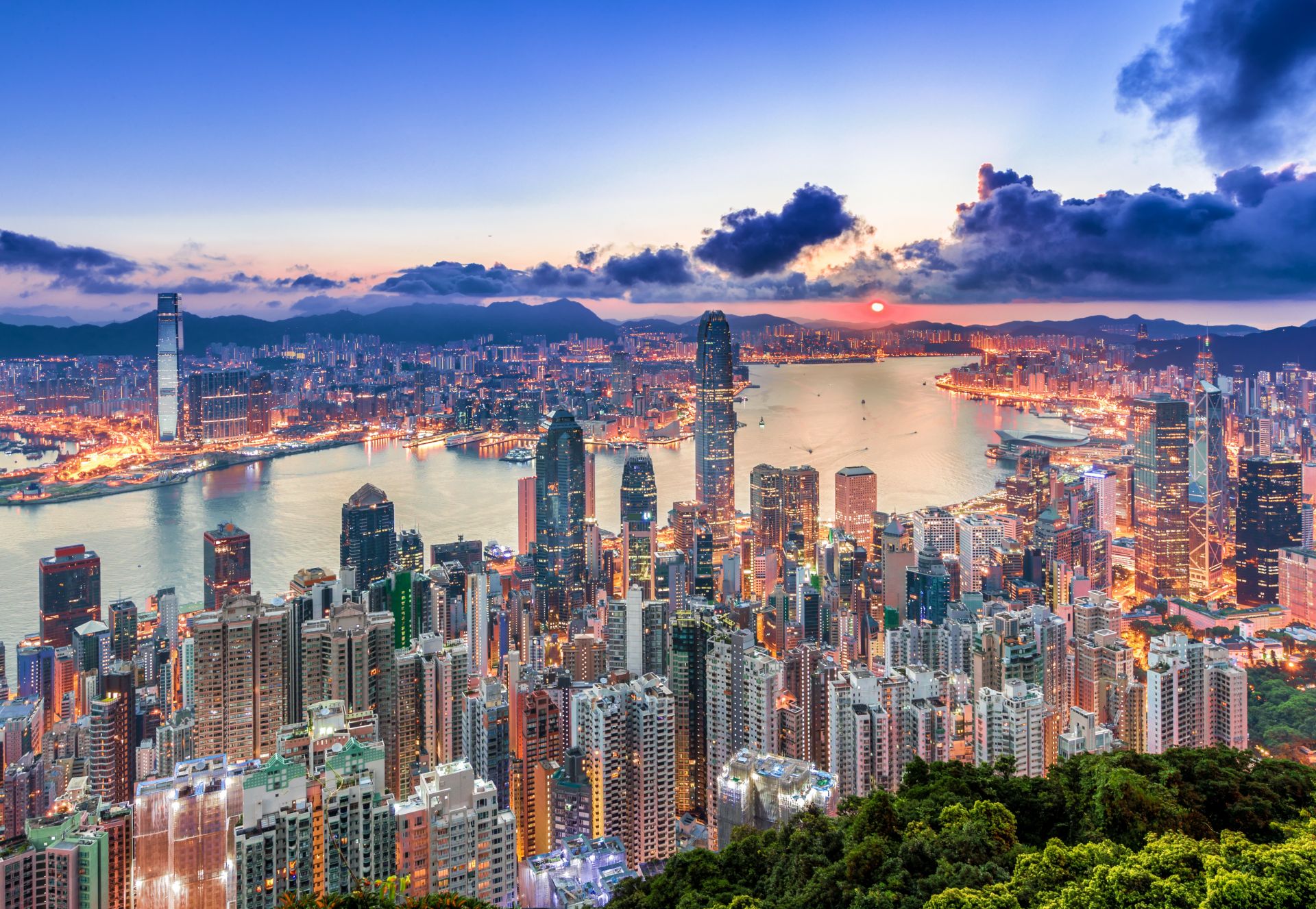 Хонконг е най-скъпият град за чужденци главно заради високите цени на жилищата