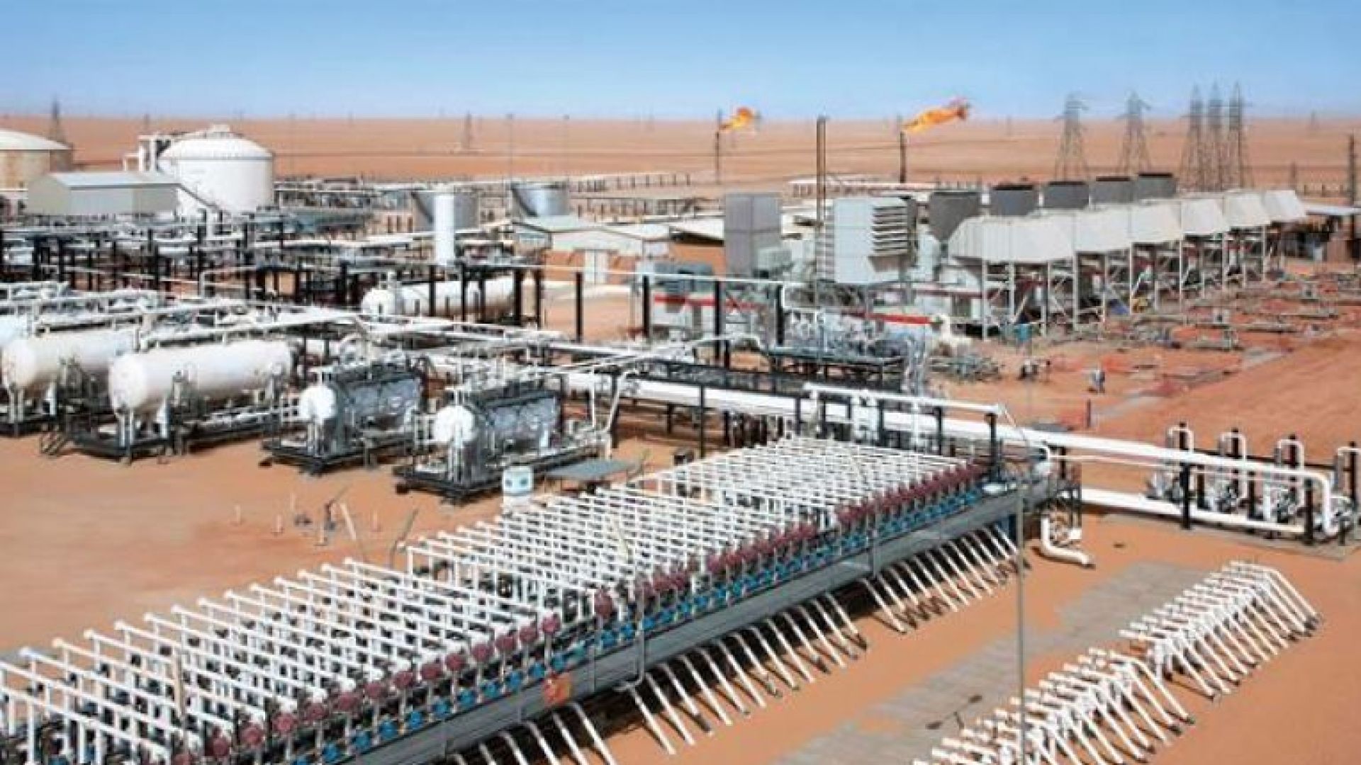 С посредничеството на САЩ Либия отново отваря петролния си сектор 