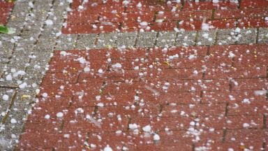 Градушка удари южните квартали в София предаде Нова телевизия Според