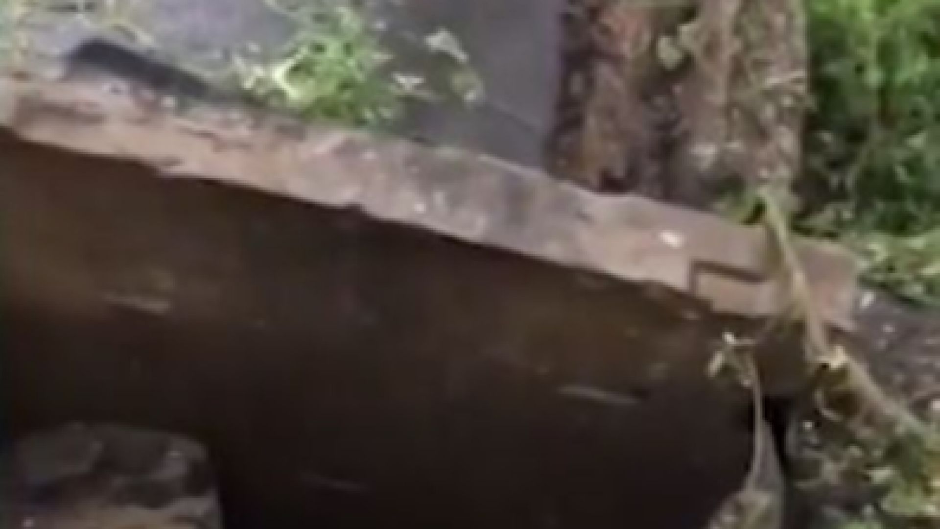 Автомобилен мост над река Незнайка се срути в Москва в