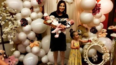 Илиана Раева с трите си внучки: Благословия!