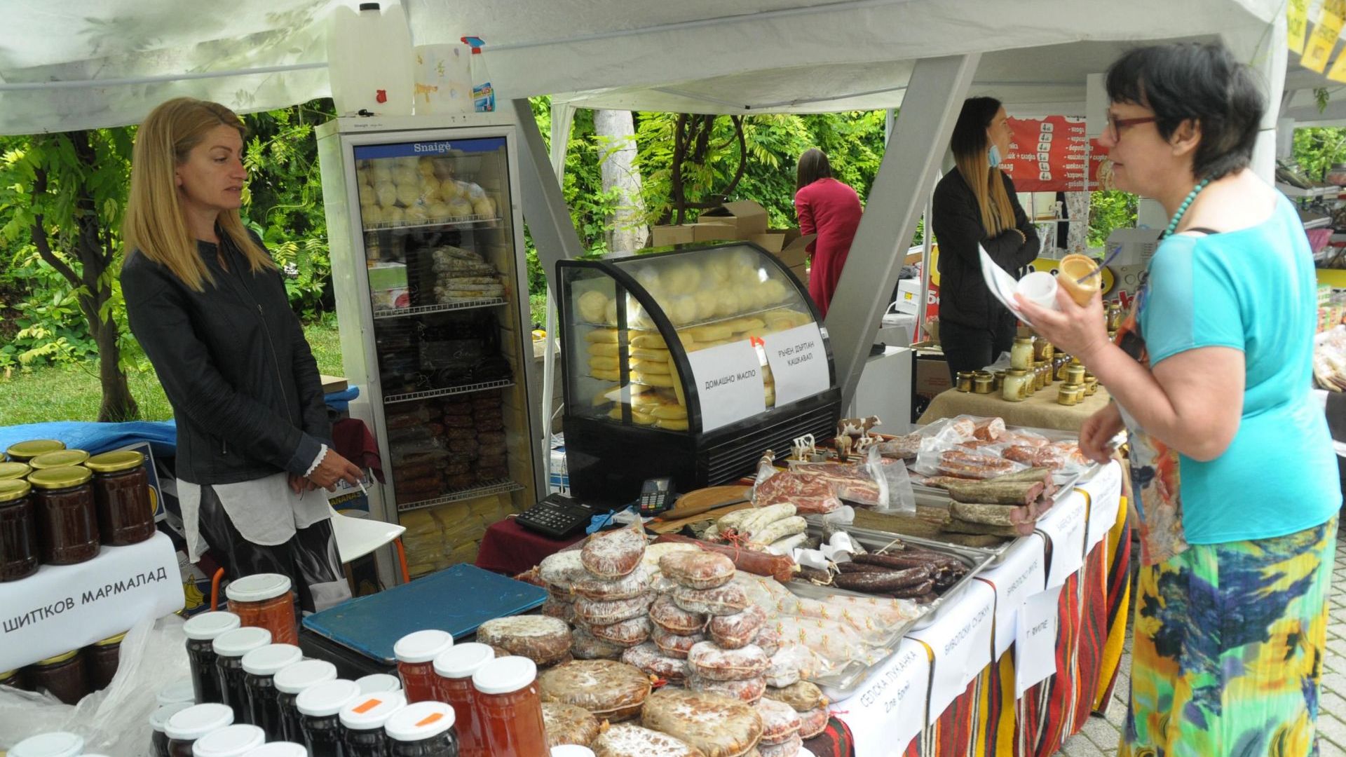 Занаятчии и биопроизводители се събират на базар за ръчно творчество