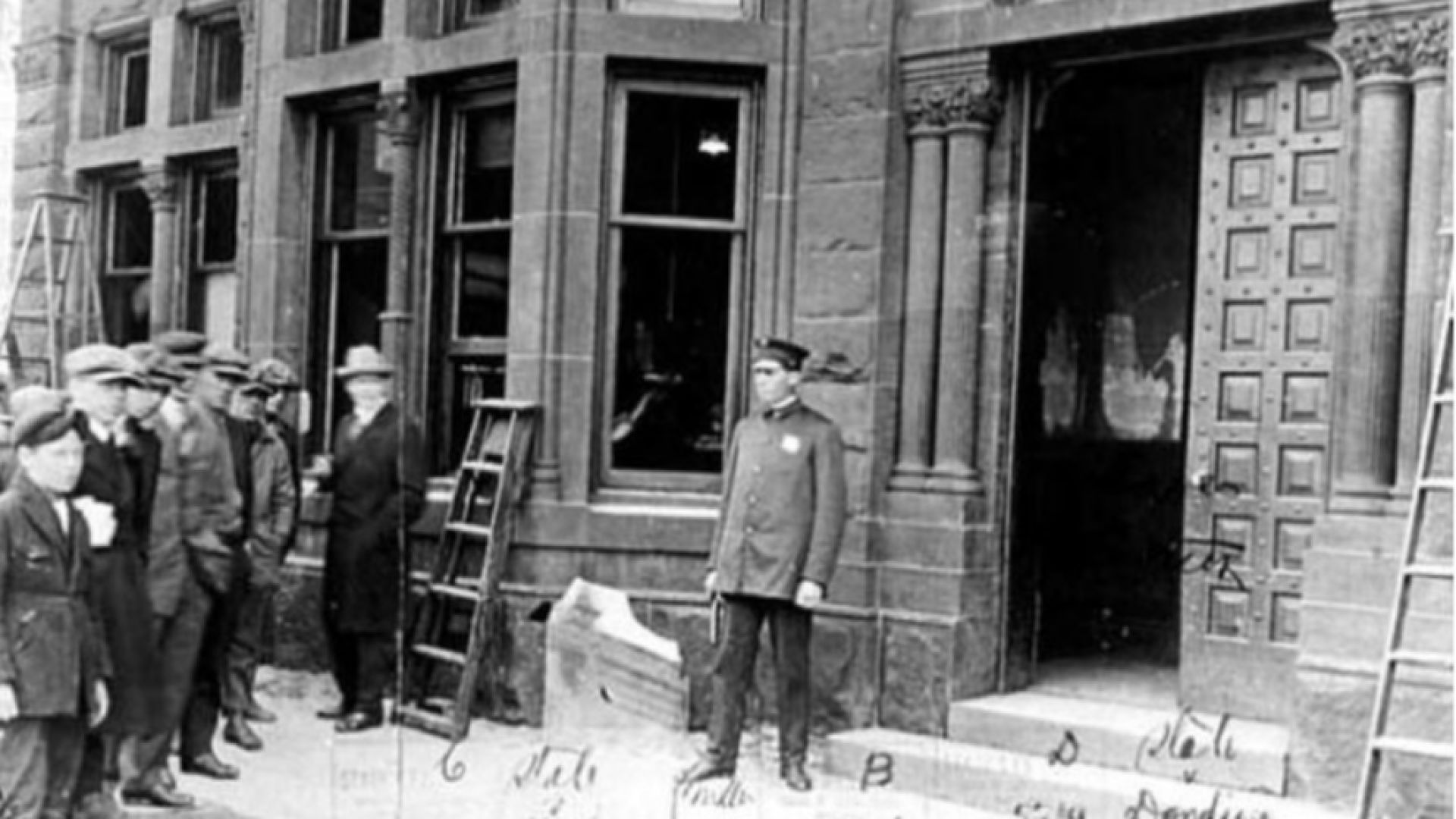 Афроамериканец беше помилван 100 години след като беше обвинен в