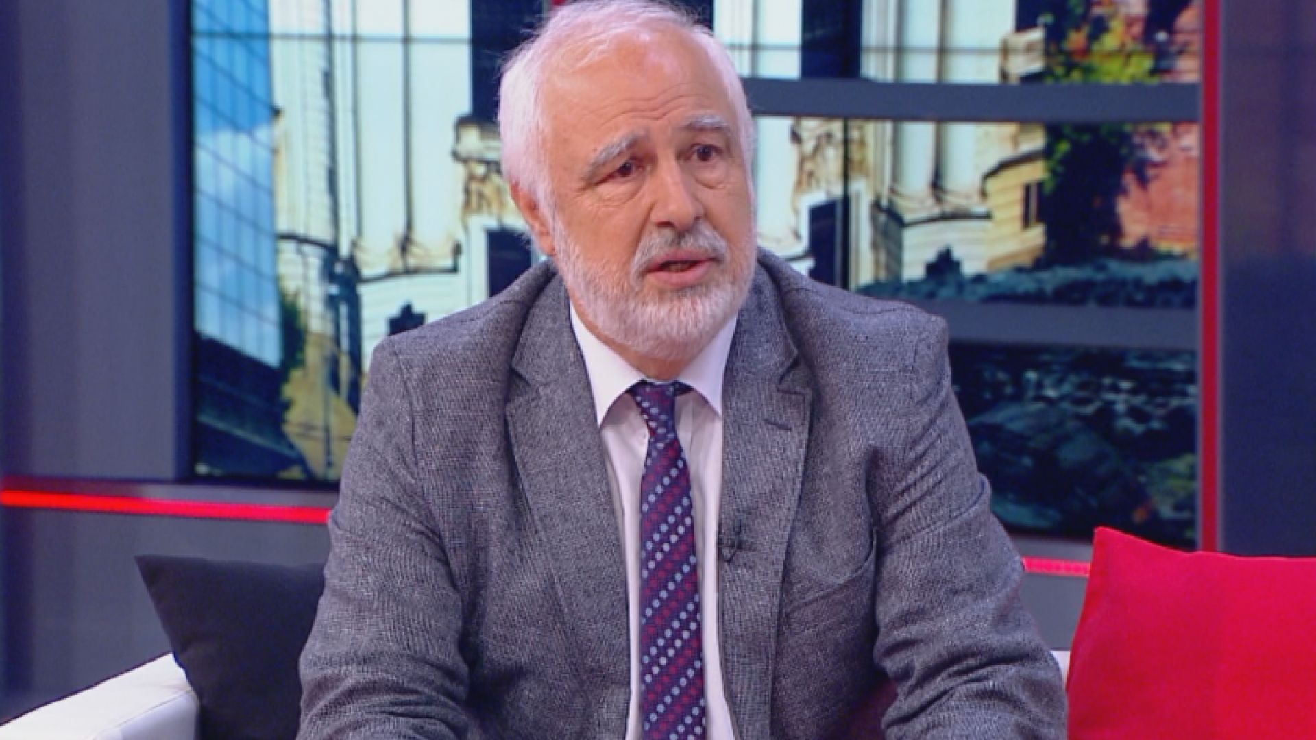 Няма място за притеснение заради увеличаването на новите случаи защото