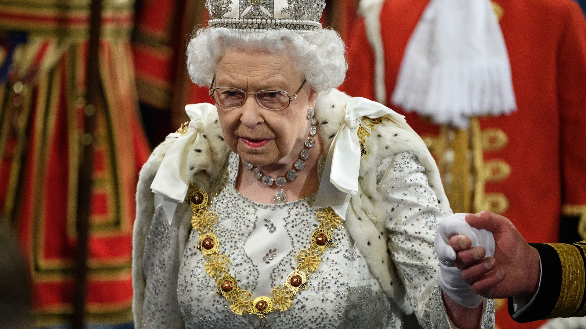 Кралицата отмени всички събития в двора до края на 2020-а