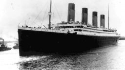 109 години по-късно: Титаник изчезва част по част