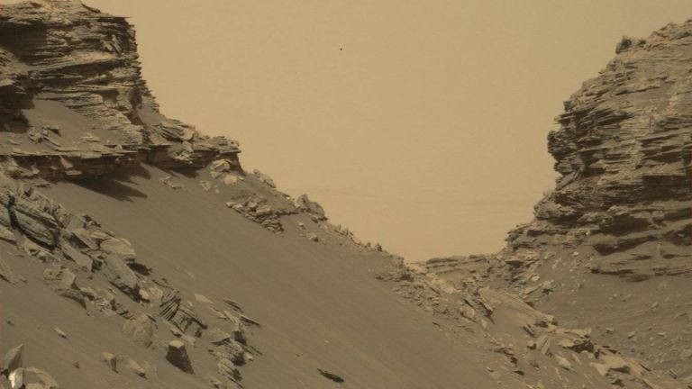Големи ледници са покривали долините на Марс
