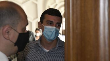 24 годишният Виктор Делигълъбов който дрогиран на 2 пъти прегази служителка