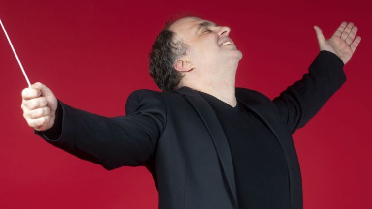 Маестро Найден Тодоров: Какво ме спасява? Винаги музиката