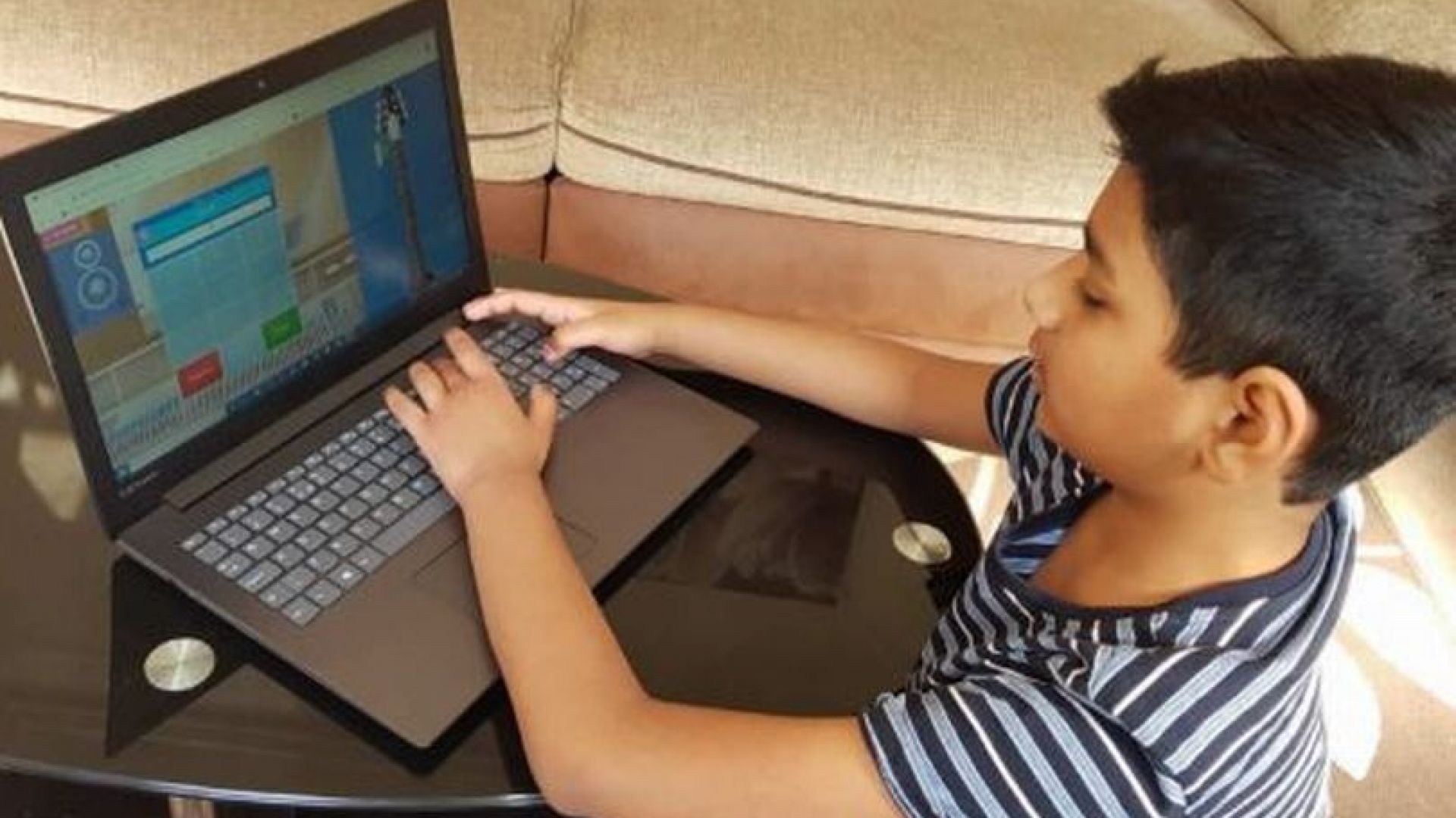 10-годишен постави Гинес рекорд,  реши 196 задачи за минута (видео)