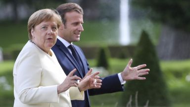 Френският президент Еманюел Макрон и Ангела Меркел призоваха днес САЩ