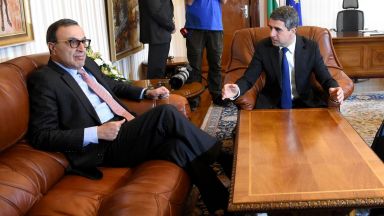 Петър Стоянов е най доброто което имаме за президент но ни