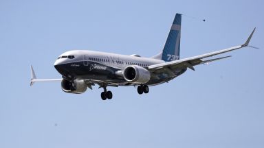 Боинг 737 Макс извърши първия си тестови полет