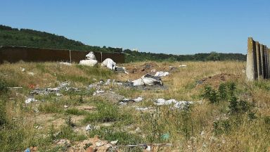 Отпадъците, открити в Червен бряг, са внос от Словакия и Румъния