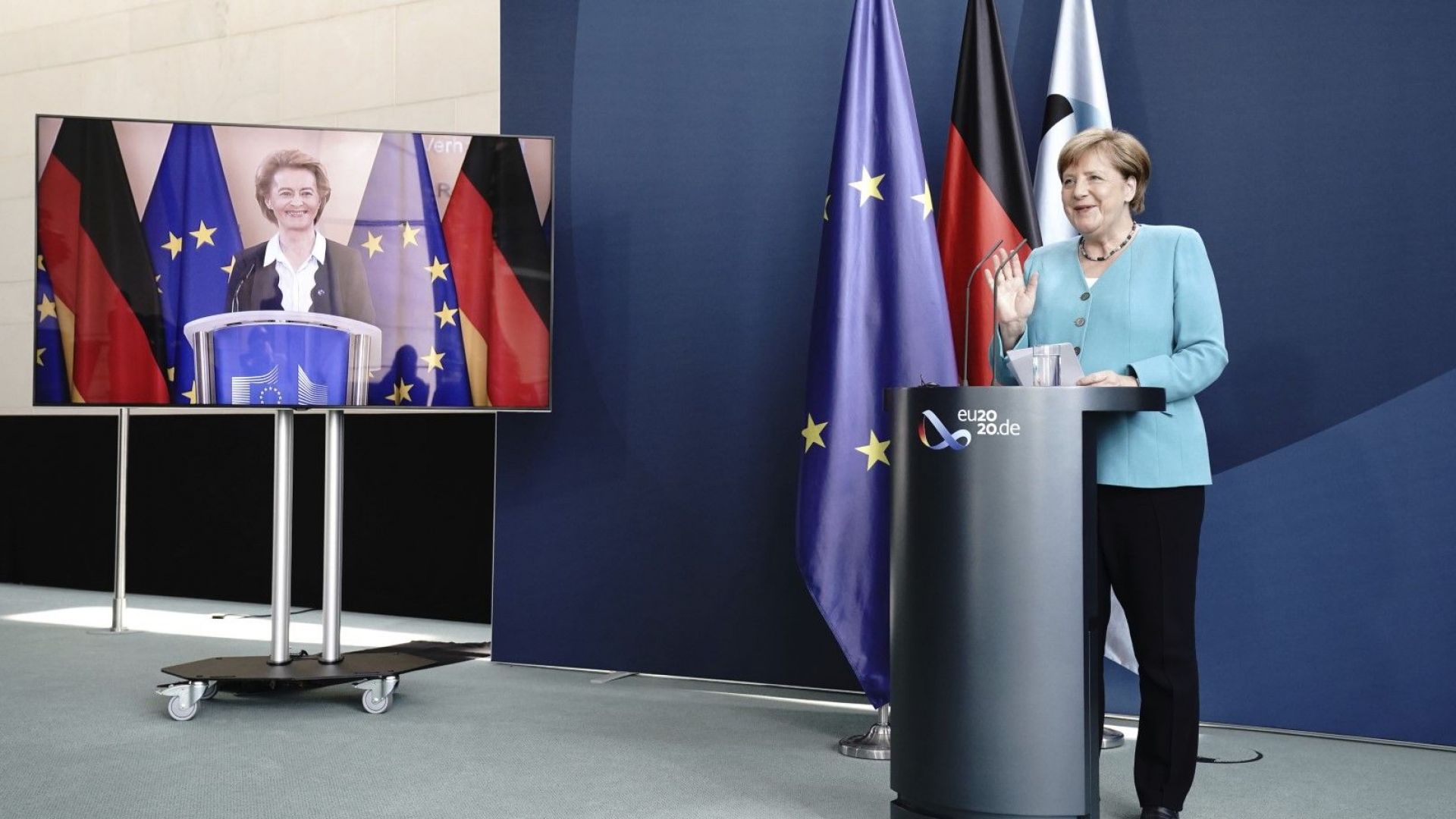 Меркел предупреди ЕС да се готви за най-лошото развитие в преговорите с Лондон