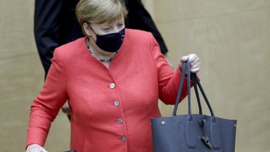 Меркел: ЕС остава разделен за фонда за възстановяване и бюджета