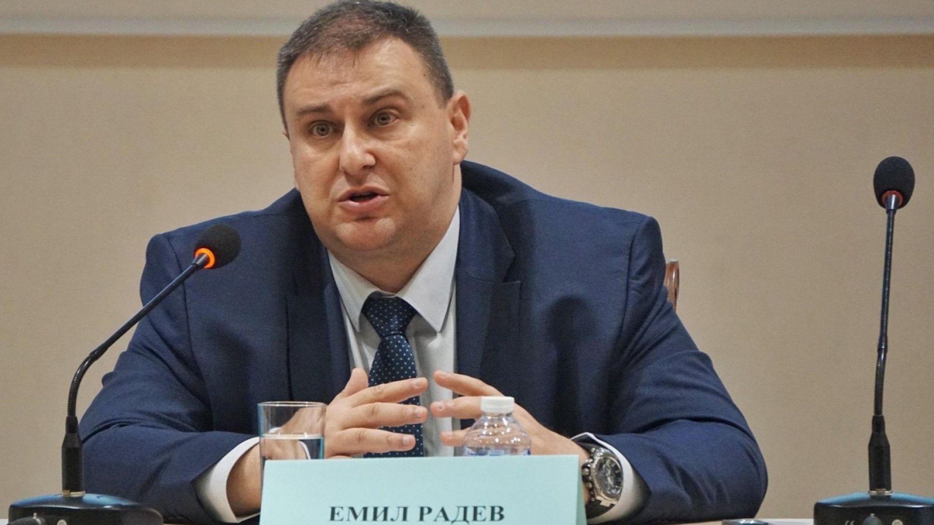Емил Радев: Искаме да има край за дълговете на физическите лица