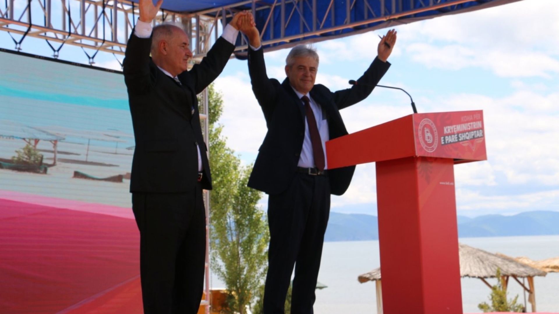 Кандидатът за първи премиер албанец  на Северна Македония: Разбийте стените на национализма!
