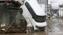 Жертвите на наводненията в Япония  станаха  40