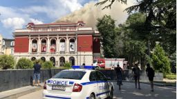 Пожар в Операта в Русе, Банов изпрати заместника си на място (видео+снимки)