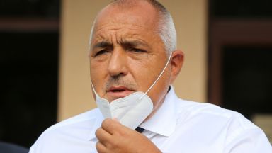 Премиерът от МС: Маските не са, за да запушим устата на някого