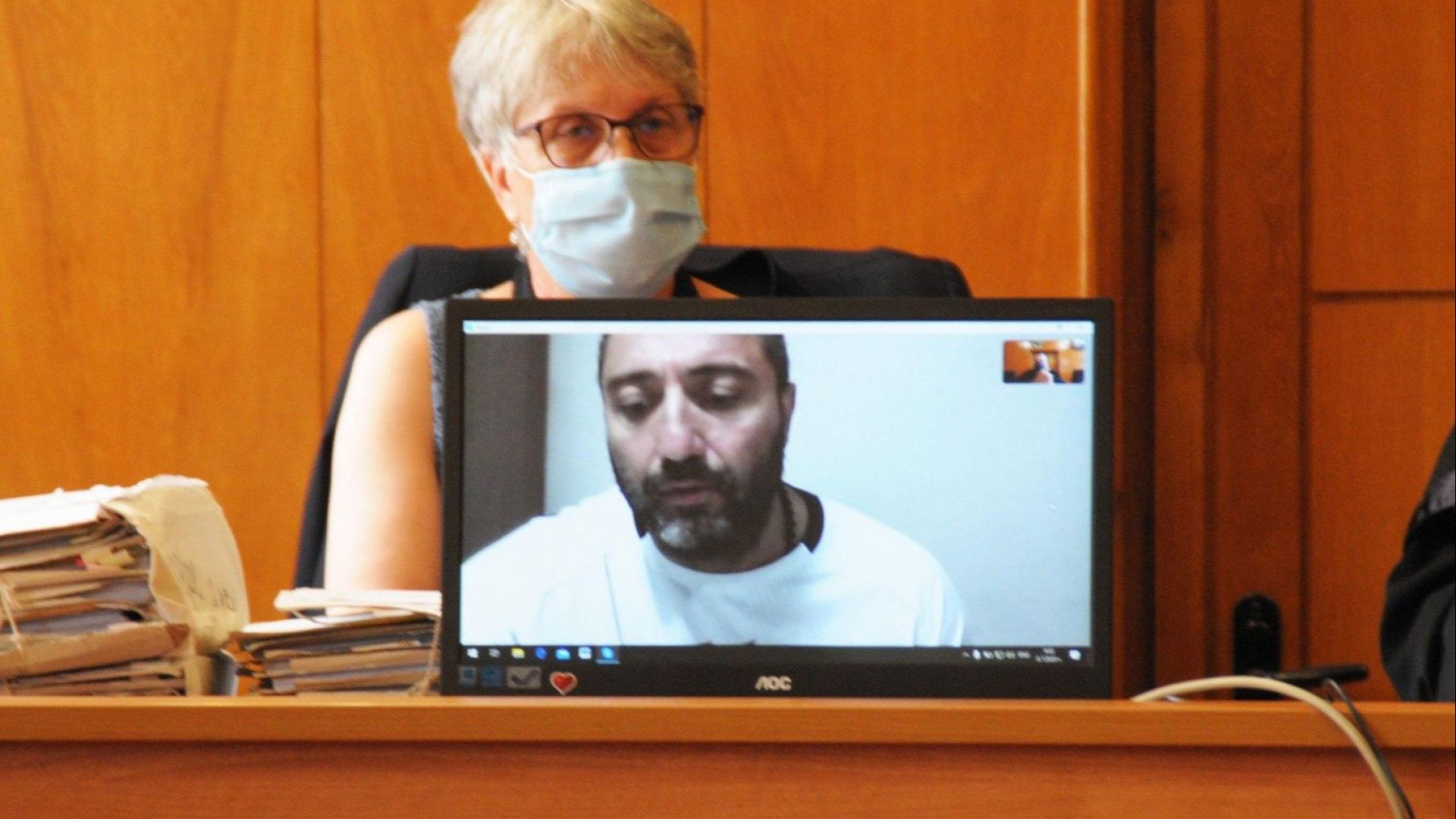 Съдът отново позволи на Бенчо Бенчев да се лекува в Турция, разпитаха онлайн Митьо Очите