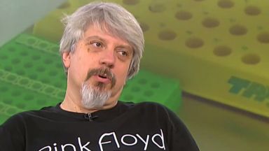 Има три варианта за разпространението на коронавируса в България през