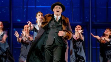 Хитовият мюзикъл "Чикаго" в Летния театър във Варна и на открита сцена в София
