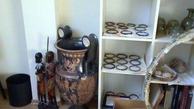 Ако експертизата докаже незаконния произход на артефактите открити в офиса