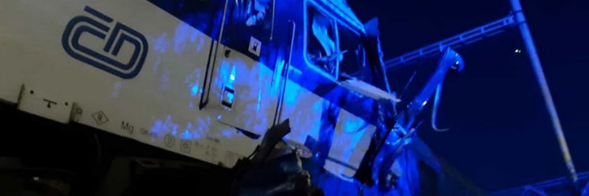 Десетки ранени при втора влакова катастрофа в Чехия за 7 дни (видео+снимки)