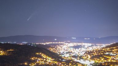 Фотограф засне кометата Neowise над Габрово (снимки, видео)