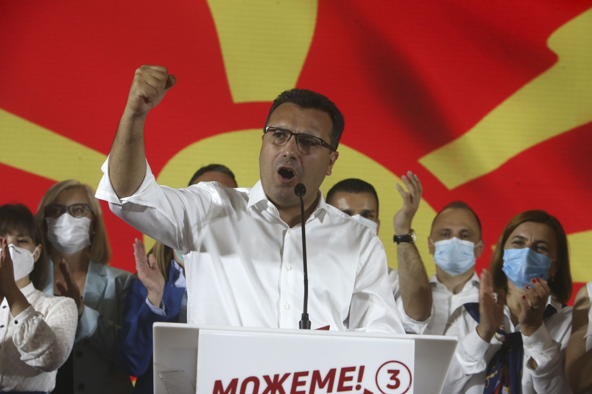 Зоран Заев отново каза, че за македонската идентичност не подлежи на преговаряне.