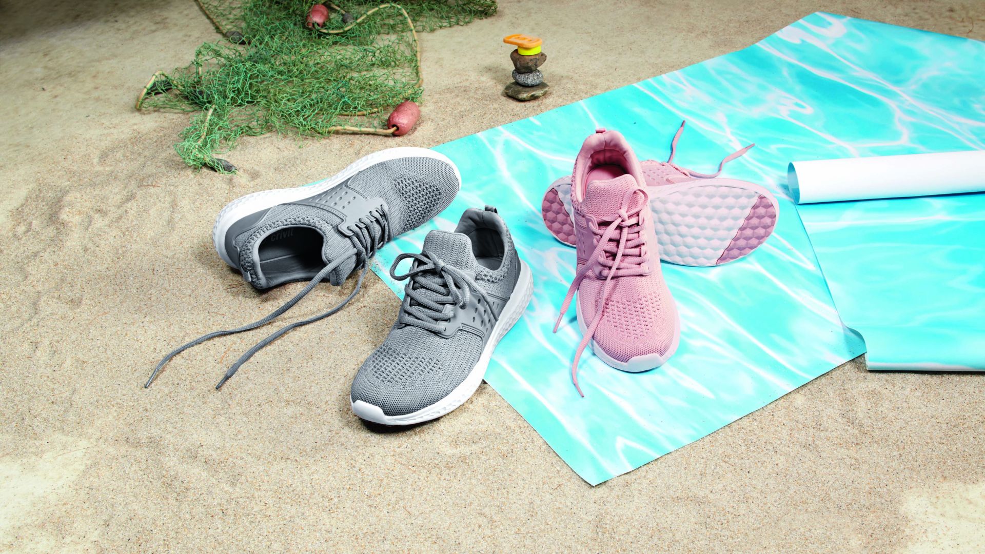 Lidl представя първите си спортни обувки, произведени от 100% рециклирана пластмаса