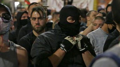 Осем арестувани на протеста в четвъртък - с ножове, боксове и наркотици