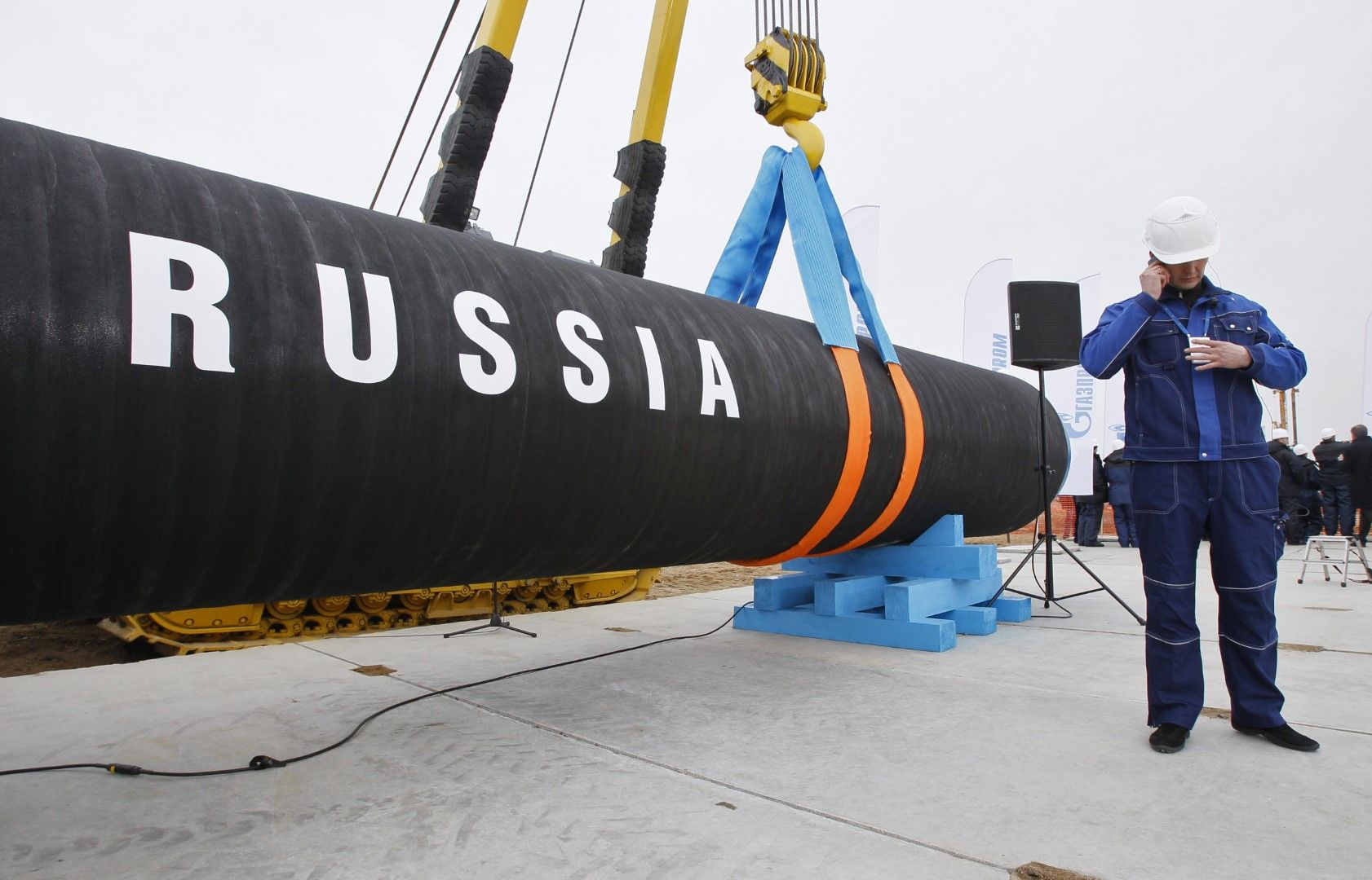 "Северен поток 2" е почти завършен и Русия е готова да подава газ по него
