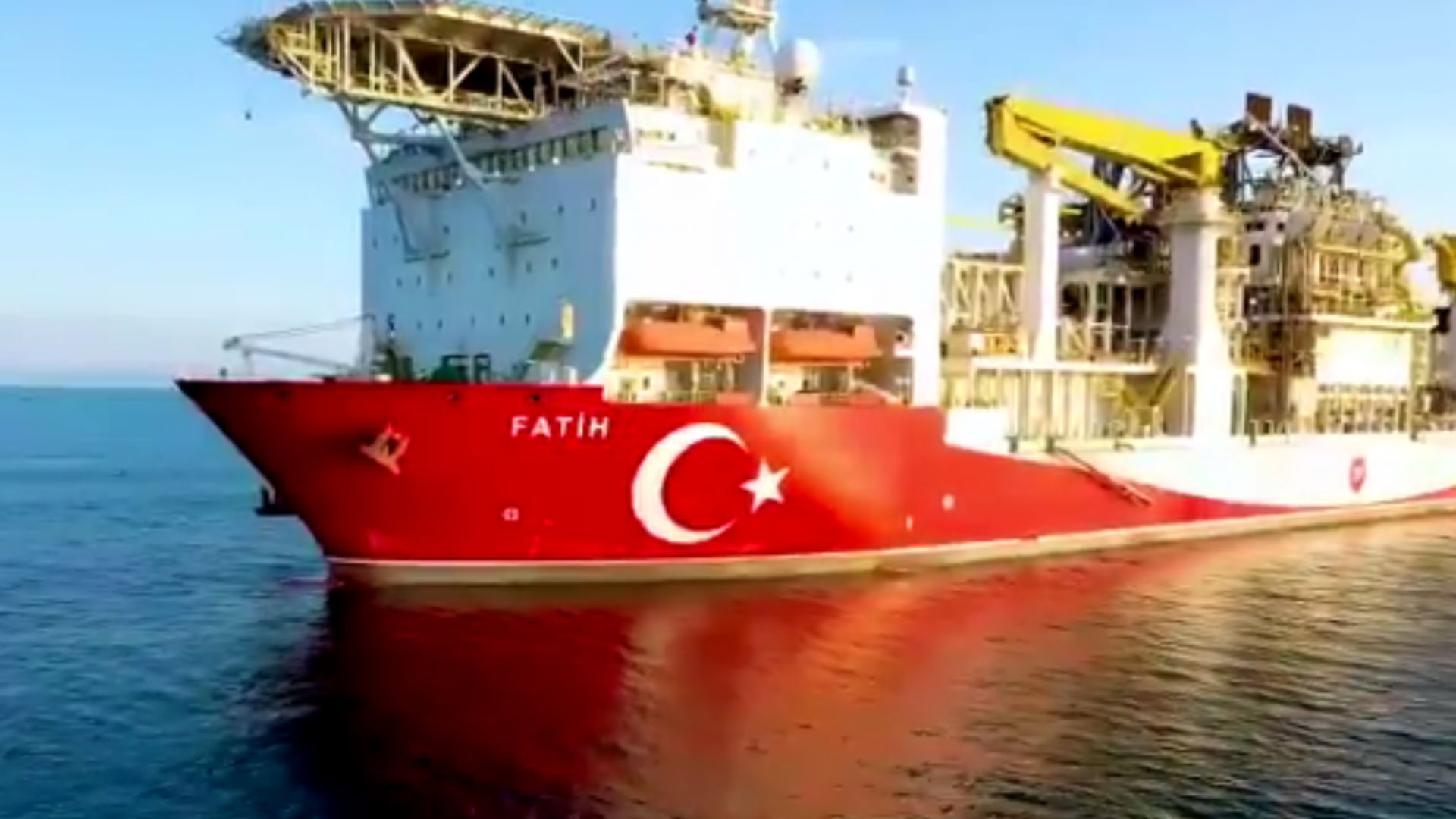 Турция започна сондажи в Черно море (видео)