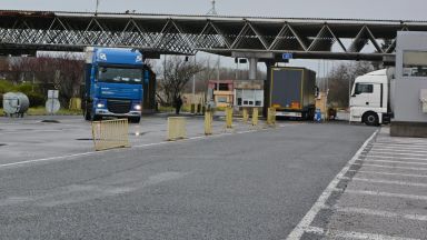 На ГКПП Видин товарните автомобили на вход се пропускат периодично
