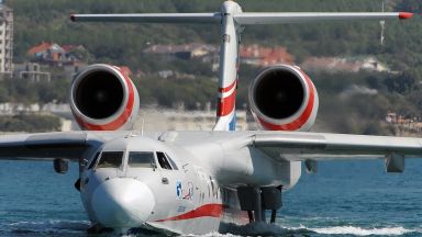 Русия получи първия самолет-амфибия Бе-200ЧС