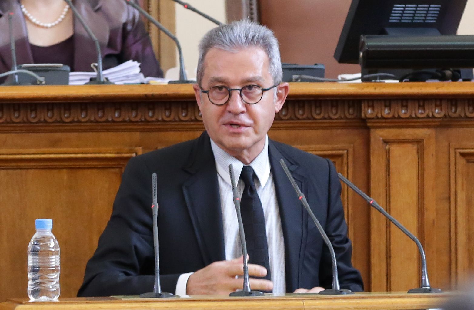 Предложението направи Йордан Цонев, но то не бе прието в бюджетната комисия