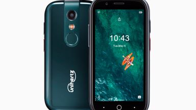 Най-малкият 4G смартфон в света набира финансиране в Kickstarter