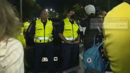 Кола удари протестиращ пред Ректората в София