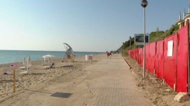 След проверка възложена от Върховната административна прокуратура спират всички строителни