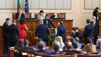 Представители на коалиционните партньори в управлението ГЕРБ и Обединени