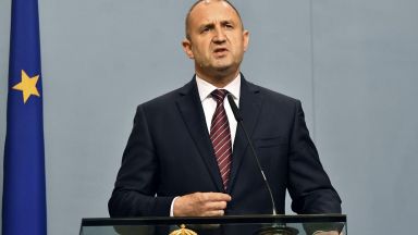 Държавният глава Румен Радев обсъди в телефонен разговор със своя