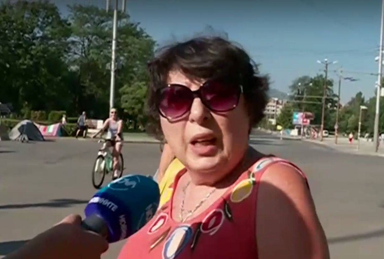 Пенсионерката, която се оплака, че е нападната от протестиращия Кърджилов