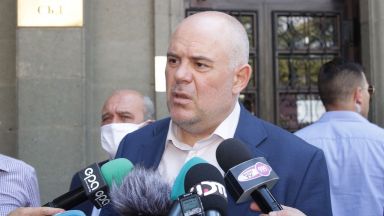 Парламентарната група на БСП поиска главният прокурор Иван Гешев да