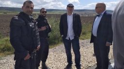 12 задържани при спецакция във Варненско, Гешев отиде на място