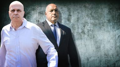 Протестите оставката и предсрочните избори се подкрепят макар още да